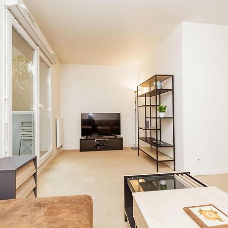Bright 68 M2 Apartment Near The Stade De France Aubervilliers Exterior photo